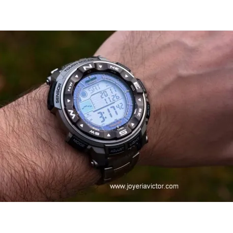 Casio PRO TREK PRW-2500T-7ER