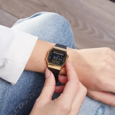 CASIO RETRO DORADO/NEGRO