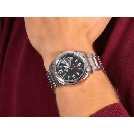 Casio EDIFICE EF-129D-1AVEF