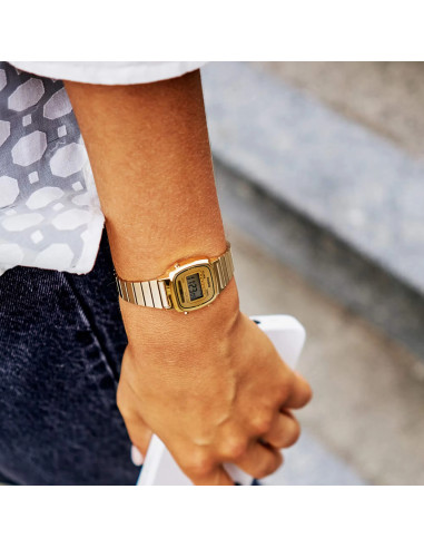 Reloj casio dorado pequeño LA670WEGA-9EF