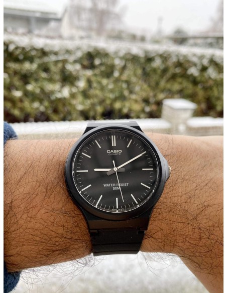 Reloj CASIO COLLECTION MW-240-1EVEF