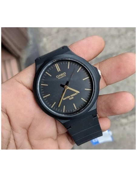 Reloj CASIO COLLECTION MW-240-1E2VEF