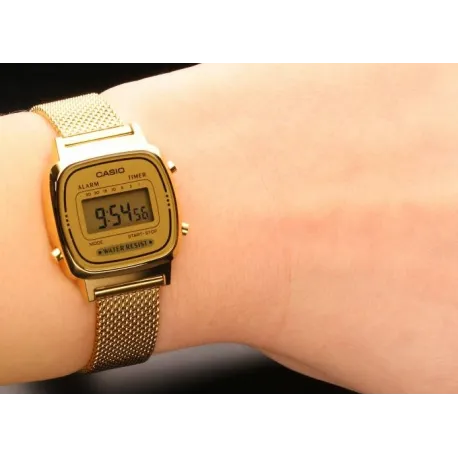 CASIO RETRO Dorado Pequeño